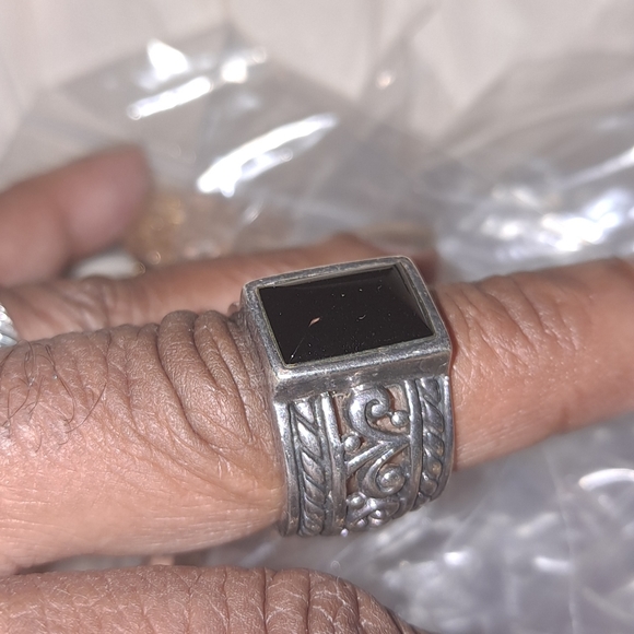 Silpado 925 Onyx Ring - Picture 5 of 6